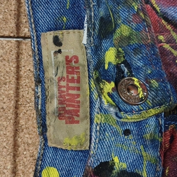 OLD NAVY PAINTERS SHORTS SIZE 35 IN A BEAUTIFUL HANDPAINTED COTTON - Picture 4 of 9